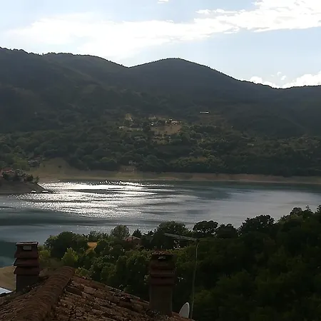 Casa Morgana Holiday home Castel di Tora
